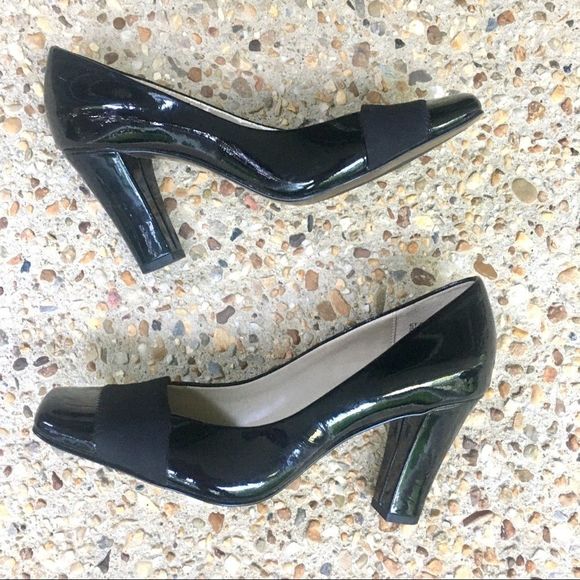 Ellen Tracy Erin Patent Leather Square Toe Heels - Picture 1 of 8